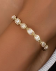 Wire Pearl Braelet